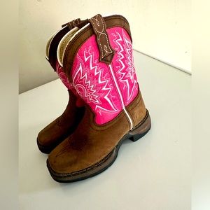 Boots Size 10 Little Girl (pink)